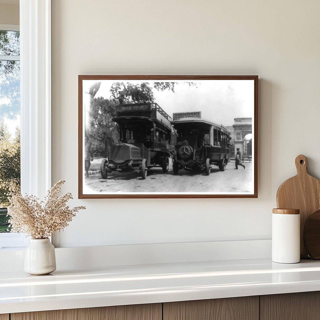 1913: Early Motor Buses at Washington Square, NYC