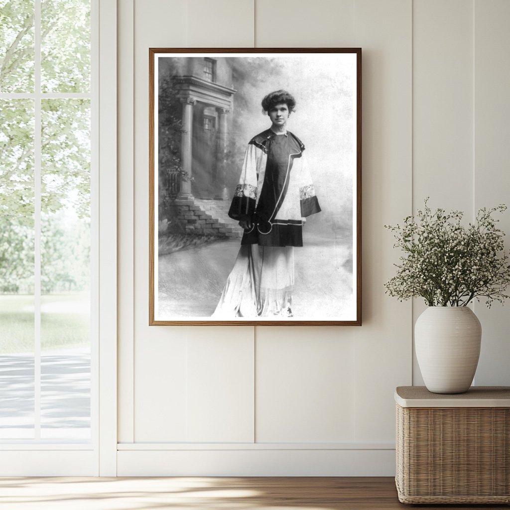 Early 20th Century Womens Kimono Fashion Showcase