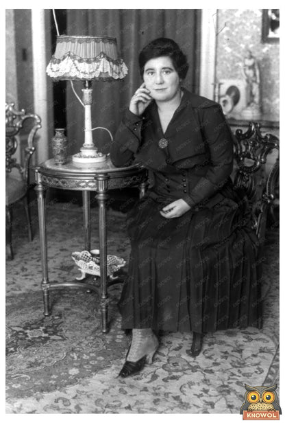 Captivating Portrait of Early 20th Century Singer Amy Castle