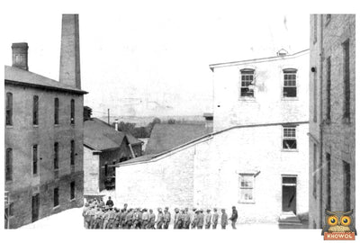 1910 Leavenworth Prisoners Marching to Dinner