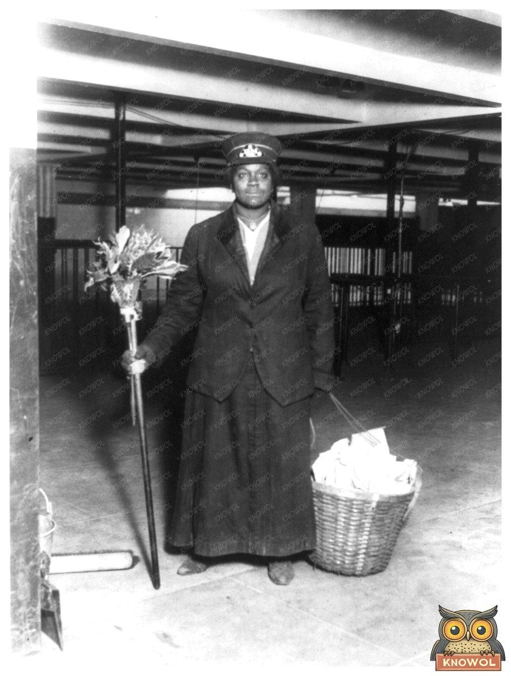 1917 NYC Subway Porter: A Glimpse of Daily Labor
