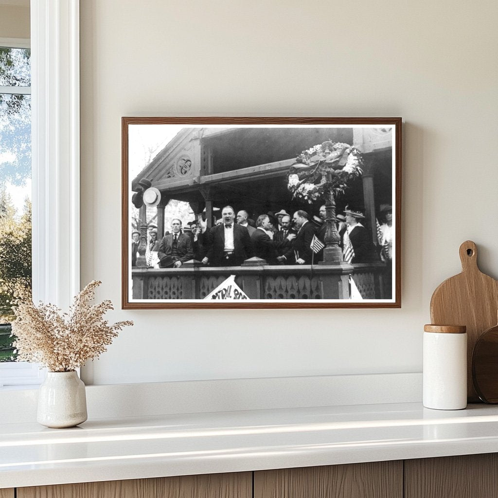 Labor Leader Addresses Striking Workers in NYC, 1916