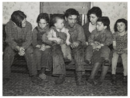 Homer Sharer Family in Estherville Iowa 1936