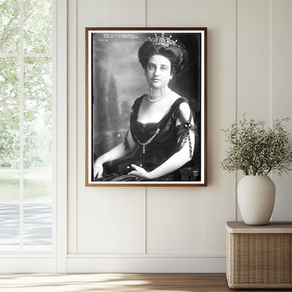 Elegant 1908 Portrait Bust of Mrs. Guggenheim