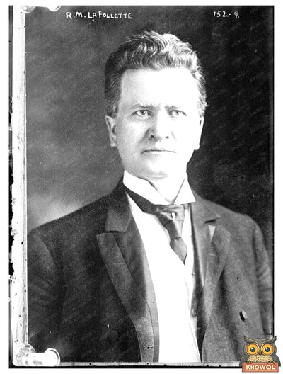 Striking Portrait Bust of Progressive Leader La Follette