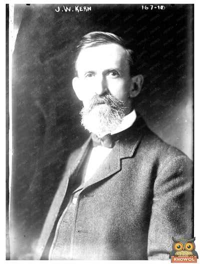 Elegant Portrait Bust of a Prominent Political Figure