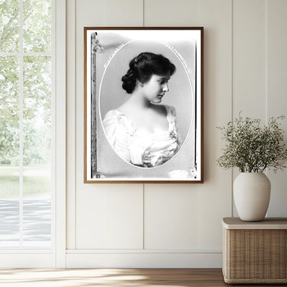 1909 Portrait of Miss Illington, Theatrical Star