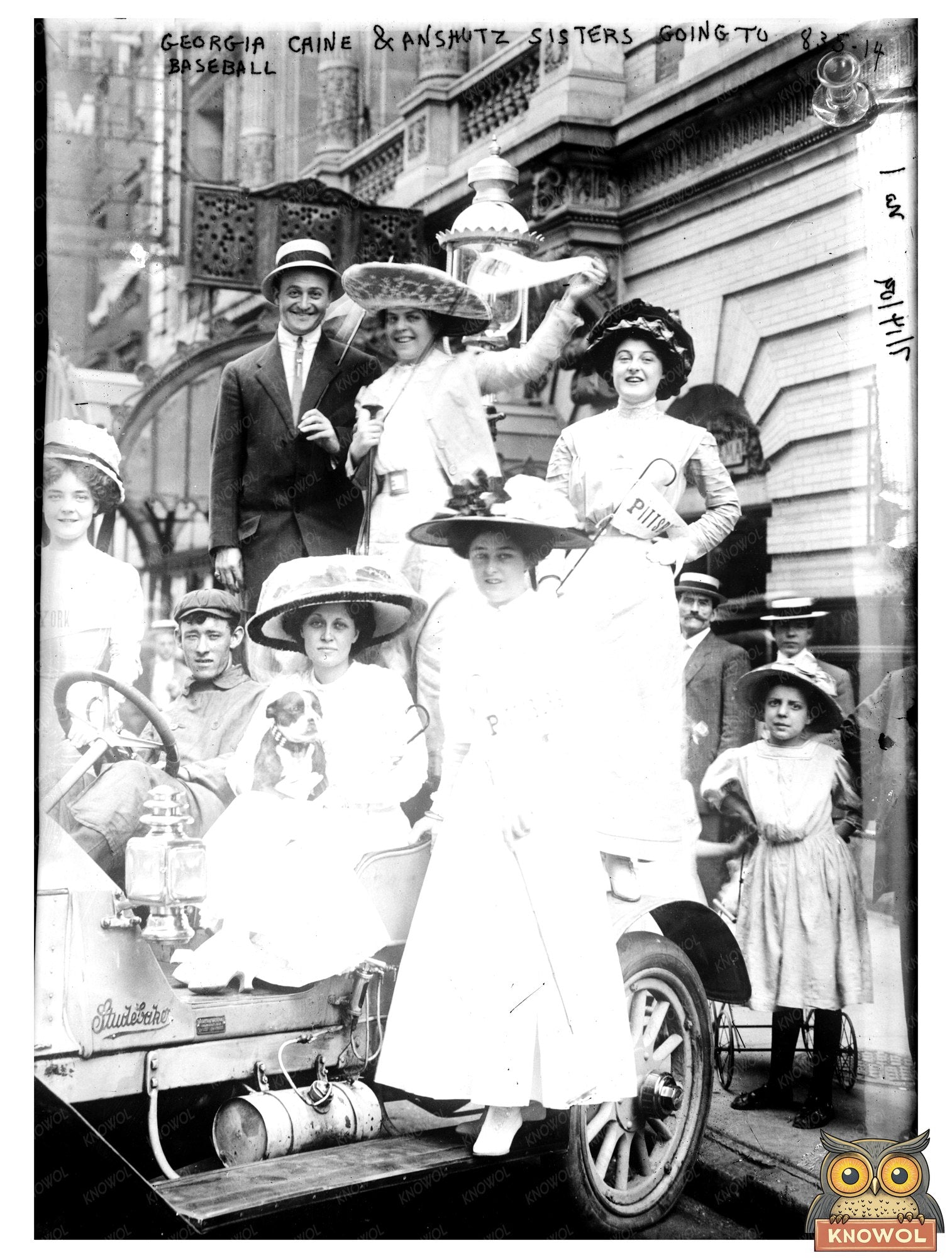 1909: Georgia Caine & Anshutz Sisters at Baseball Game