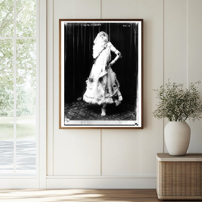 Ruth St. Denis: Pioneering Dance Icon in White