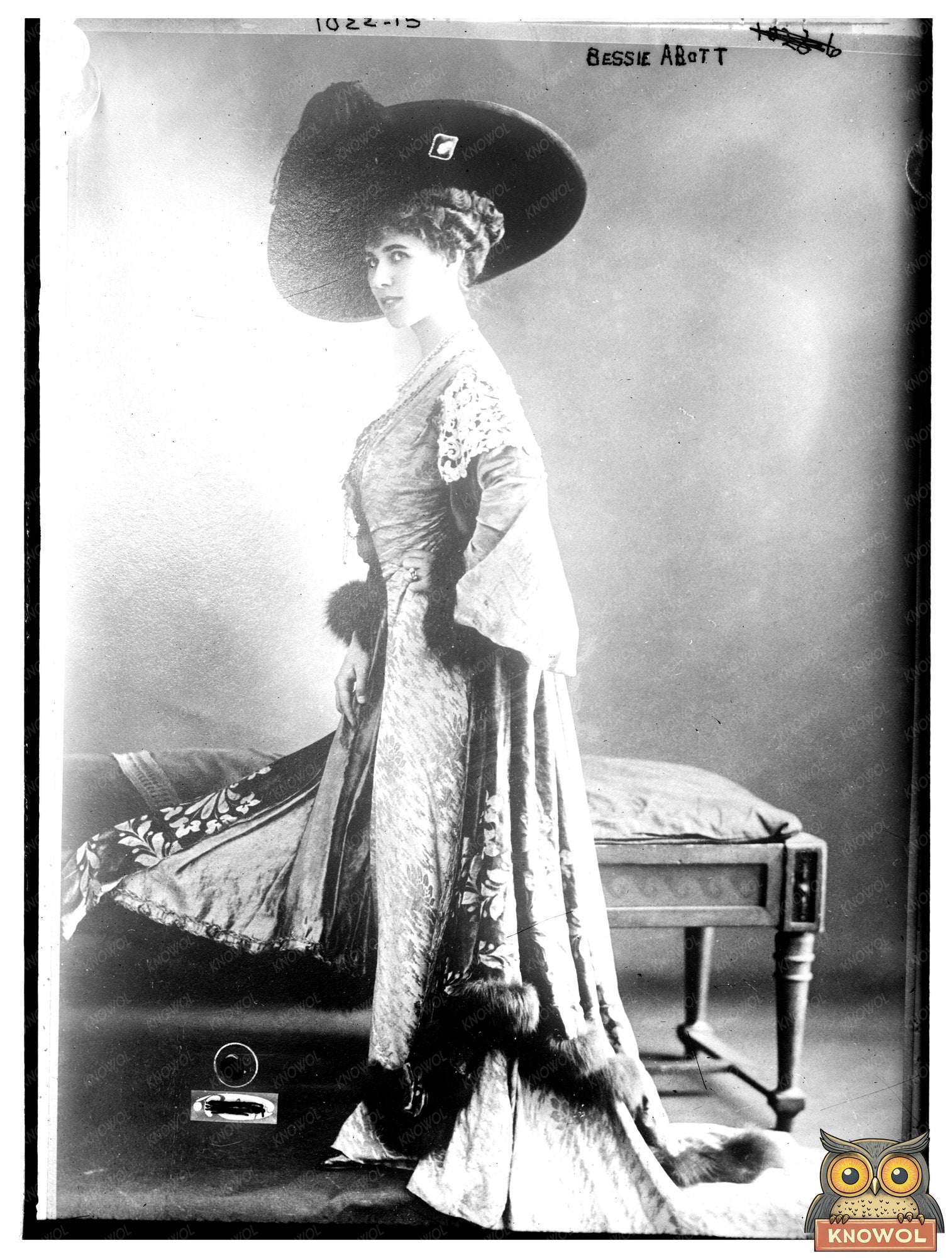 Bessie Abbott: Captivating Soprano of 1910
