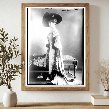 Bessie Abbott: Captivating Soprano of 1910