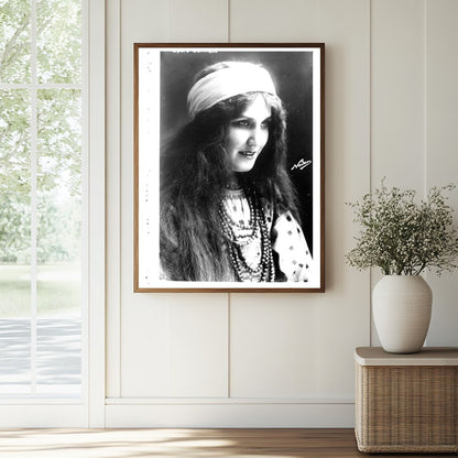 1924 Marguerite Carre: Star of Opera Comique