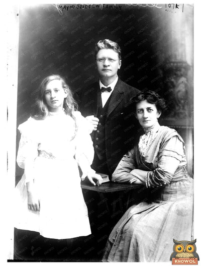 Milwaukee Mayors Family: A Historic Family Moment