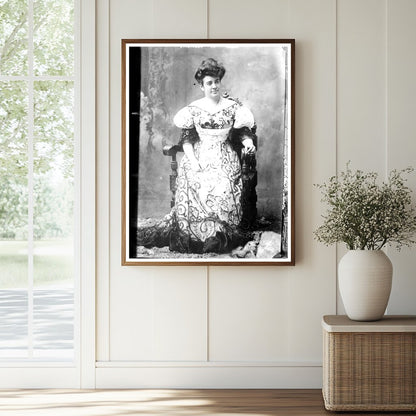Hawaiian Royalty: Princess Kawananakoa Portrait