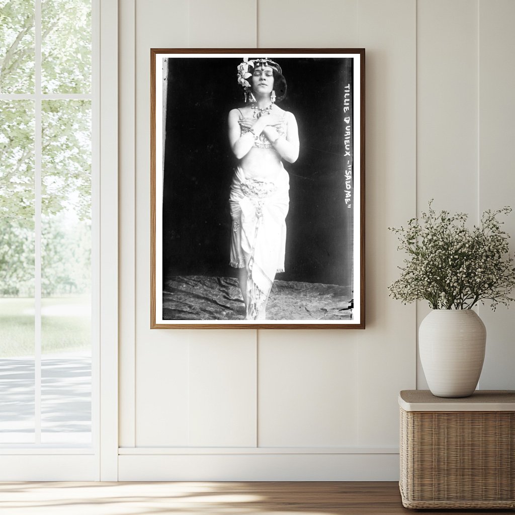 Enchanting Salome Performance by Actress DUrieux