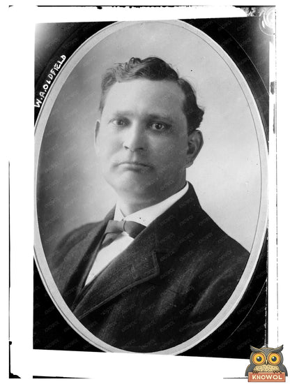 Early 20th Century American Political Leader