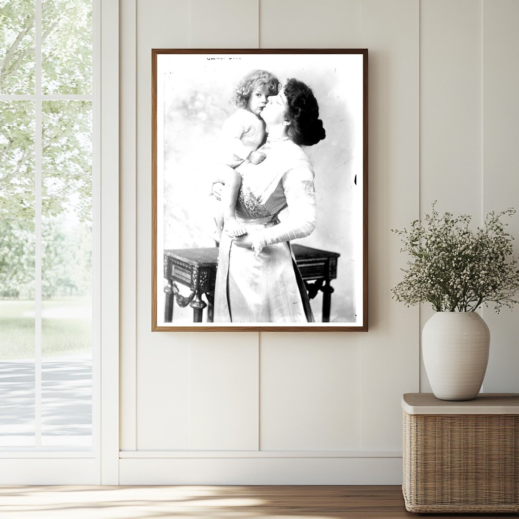 Renowned Contralto Clara Butt in Performance