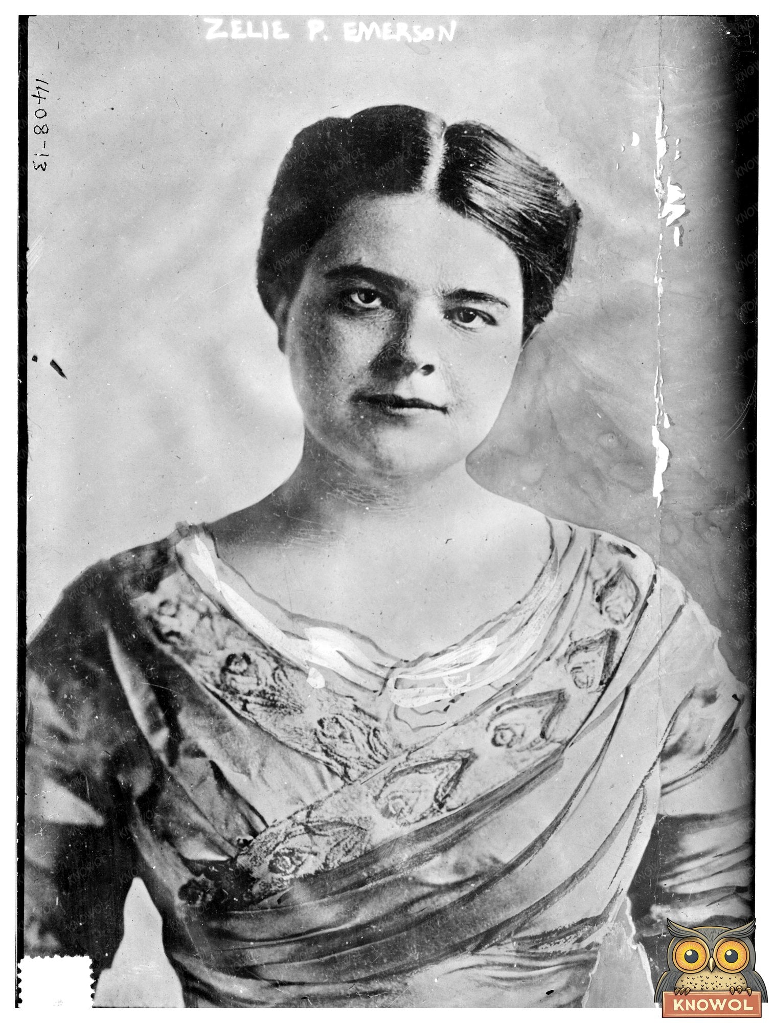 Vintage Portrait of Early 20th Century Elegance