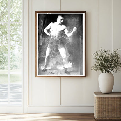 1910s Boxing Intensity: Jack Leon in Action