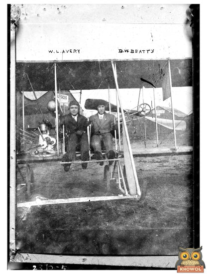 1911 Vintage Portrait: Friendship of Avery & Beatty