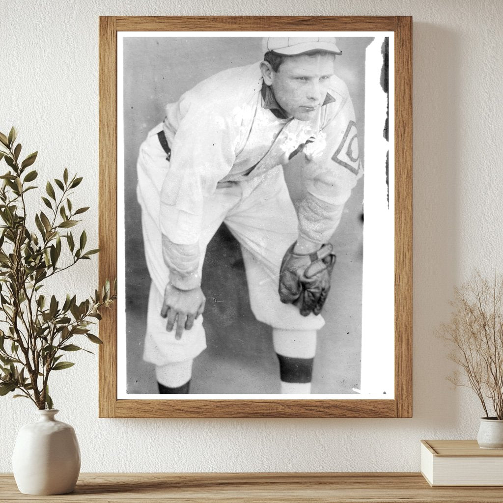 1910 Vintage Baseball Star: George Cutshaw Action Shot