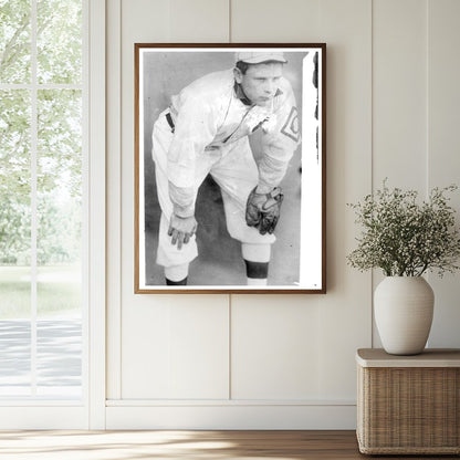 1910 Vintage Baseball Star: George Cutshaw Action Shot