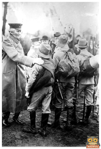 Historic Gathering: Count Haeseler with German Scouts