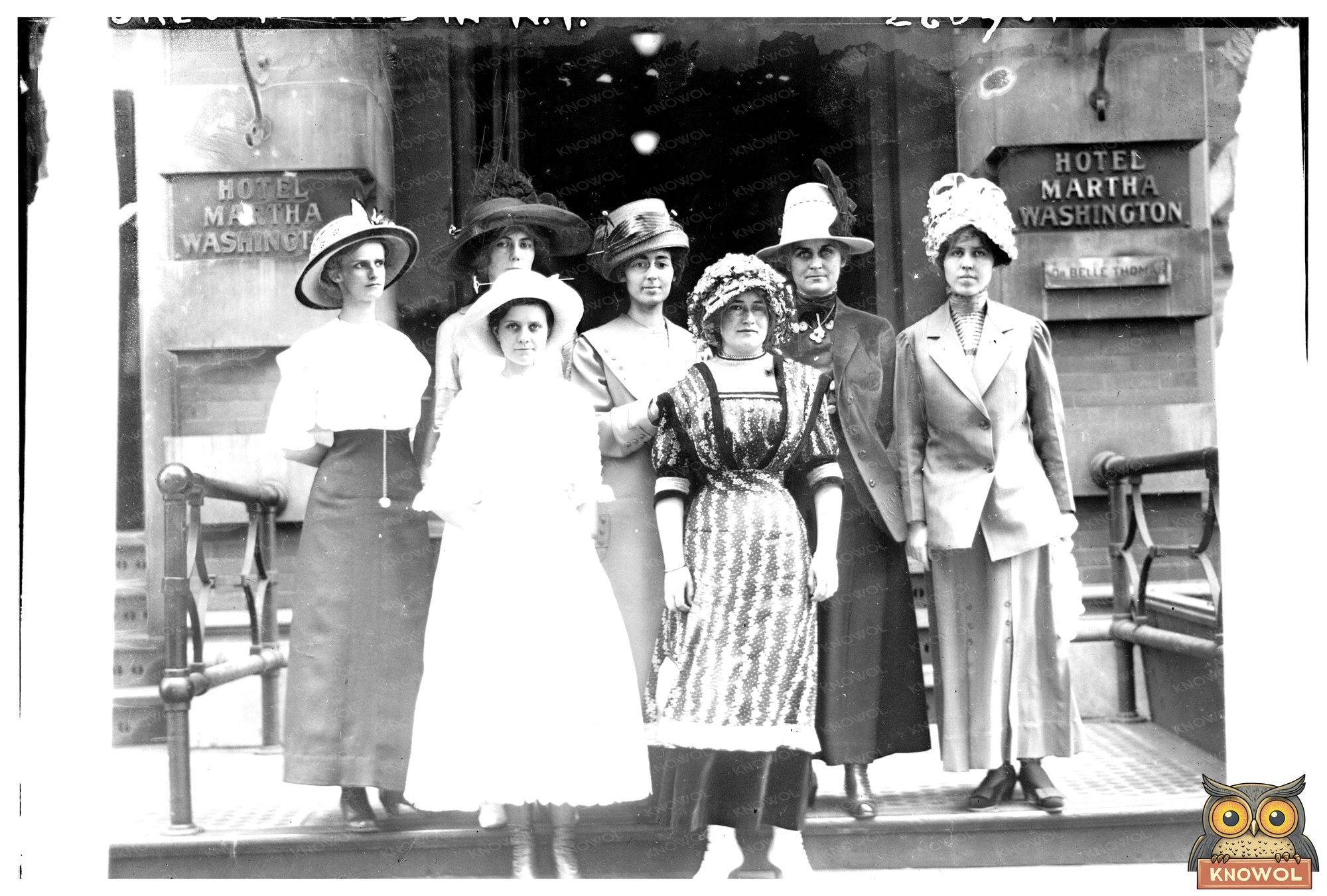 Oregon Girls: A 1912 Journey to New York City