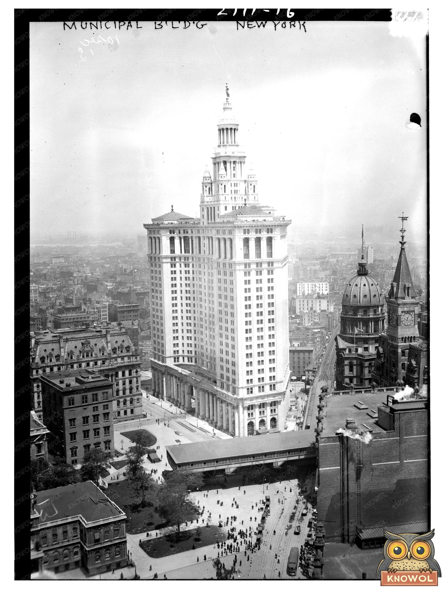 Stunning 1913 NYC Municipal Building Portrait