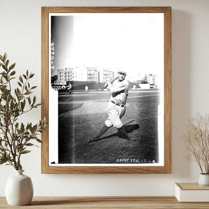 1912 St. Louis Browns Outfielder at Hilltop Park