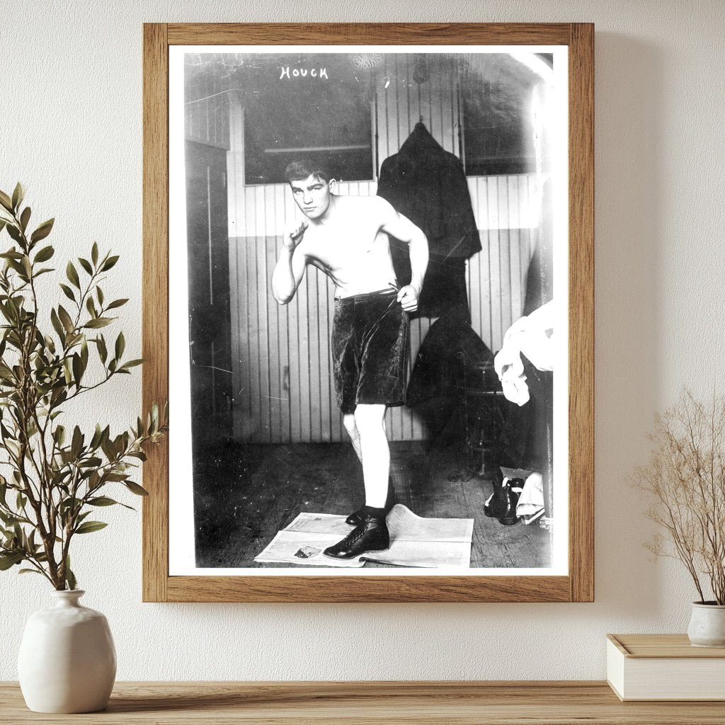 1914 Historic Street Scene: Everyday Life in America