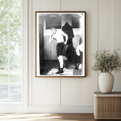 1914 Historic Street Scene: Everyday Life in America