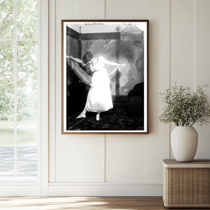 1914 Portrait of Prominent Social Reformer Elizabeth Gardine