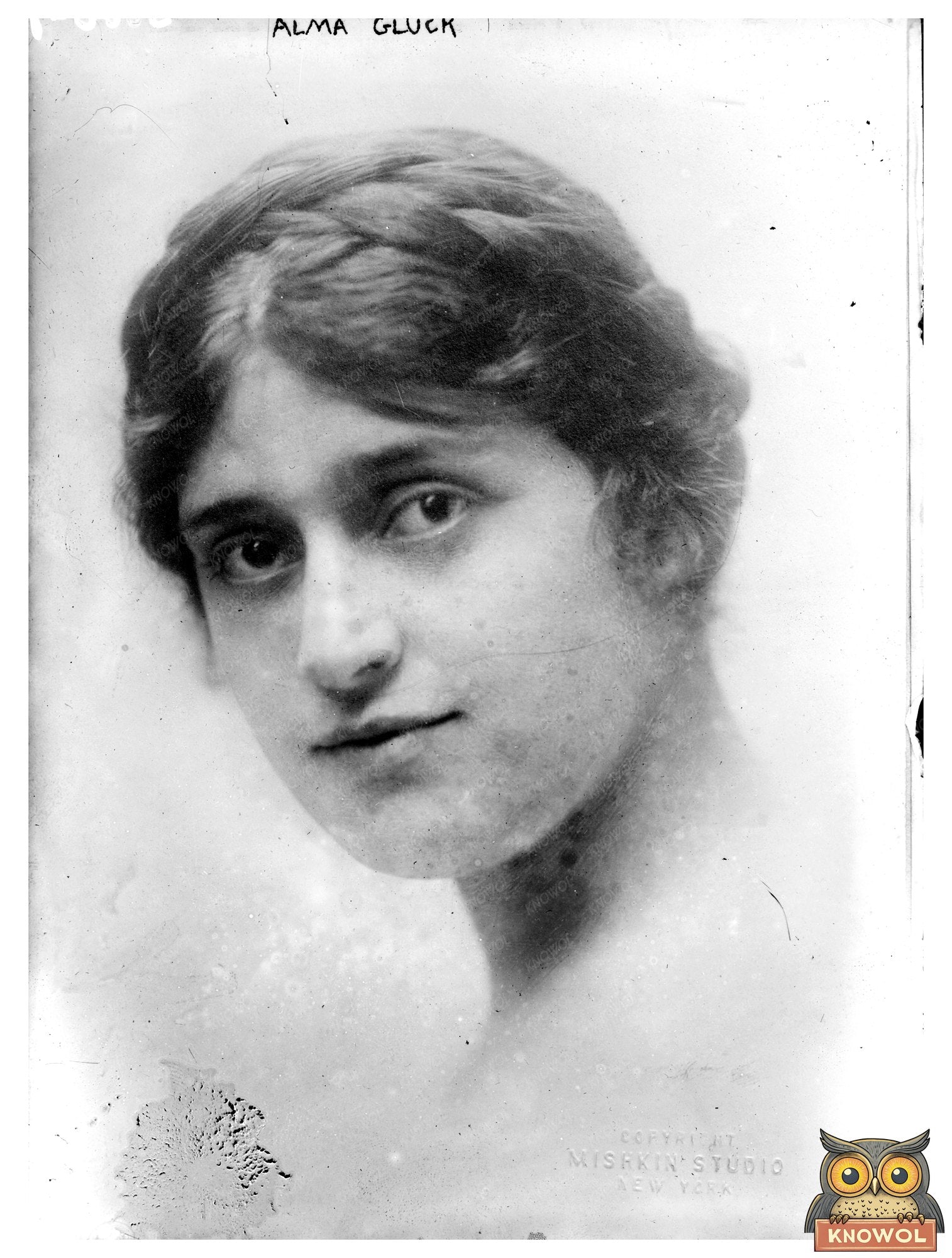 Elegant Early 20th Century Soprano Portrait