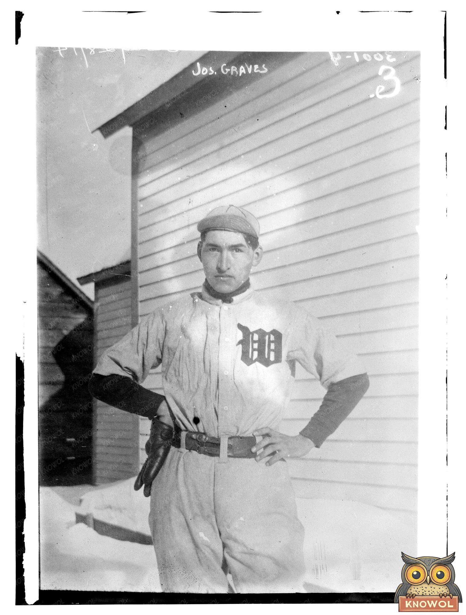 1913 Joe Graves: Chippewa Tribe Pitcher in Action