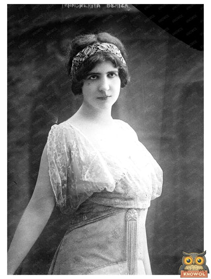 1914 Portrait of a Remarkable Woman in Time