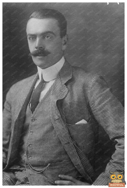 Early 1900s Portrait of a Distinguished Gentleman