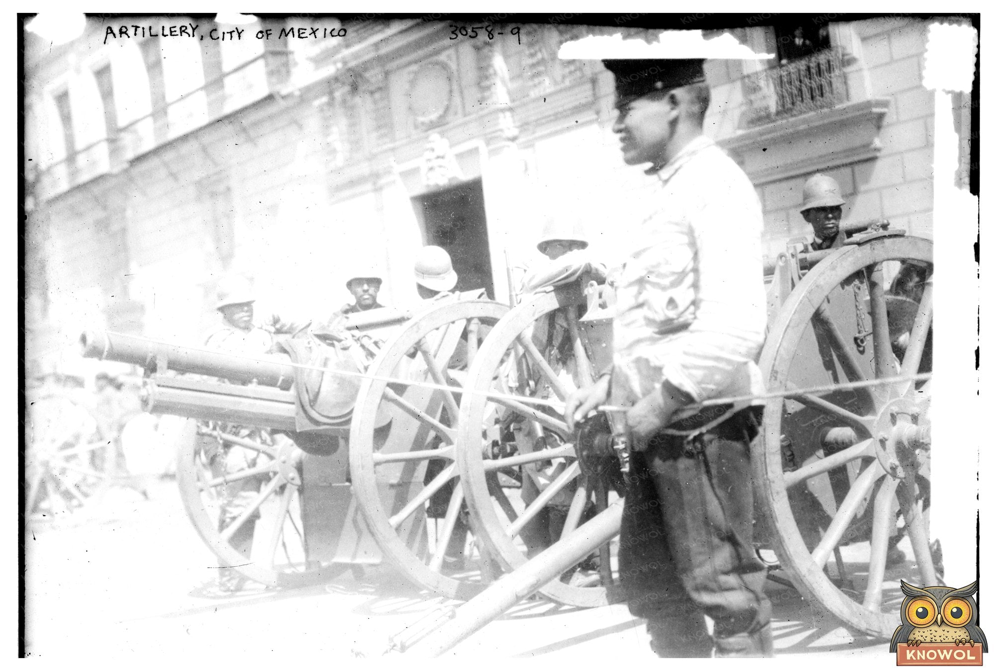 Historic Artillery in Turbulent Mexico City, 1913