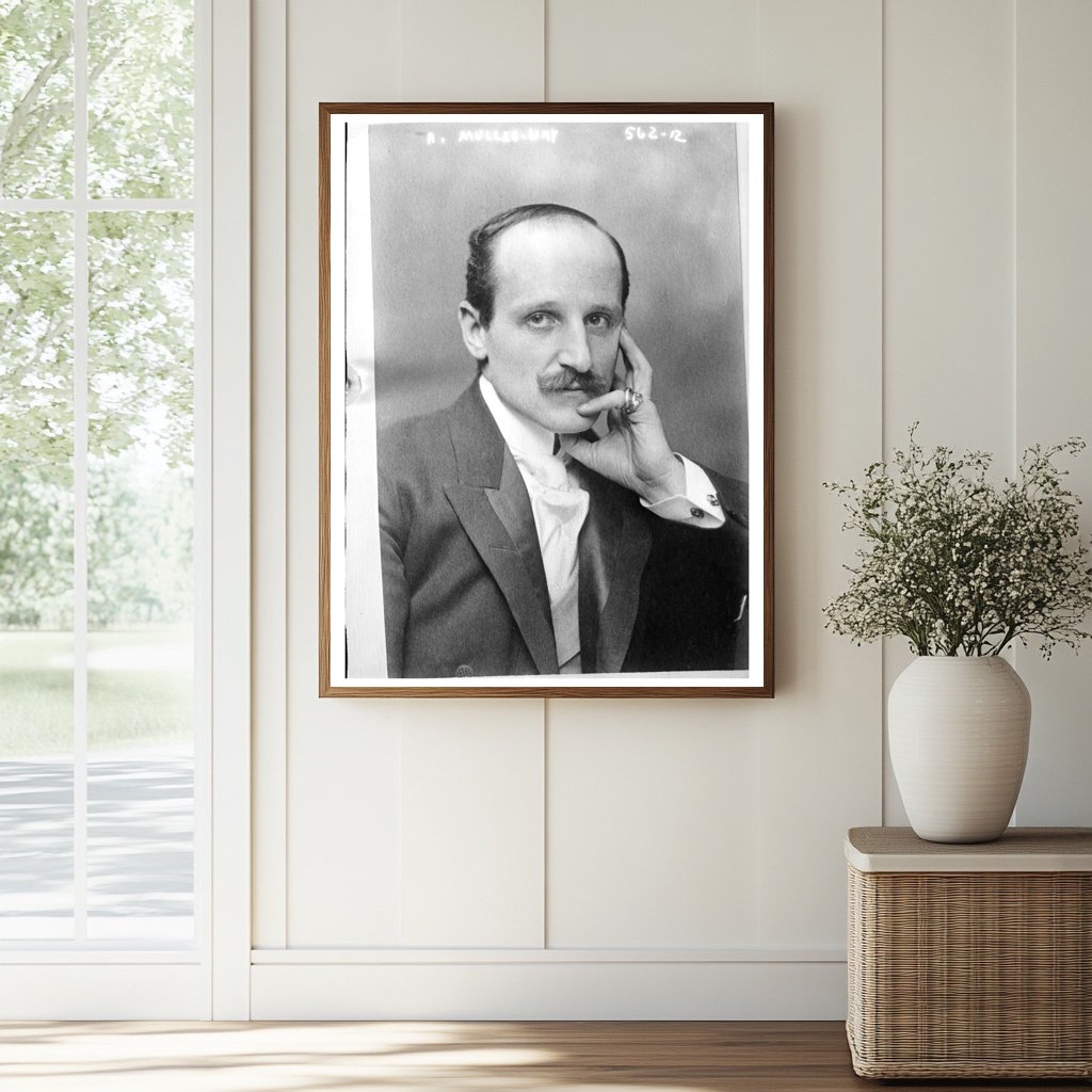 Masterful Early 20th Century Artists Portrait