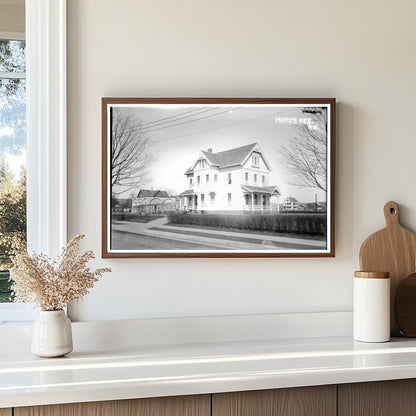 “Intricate Early 20th-Century New Hampshire Home”
