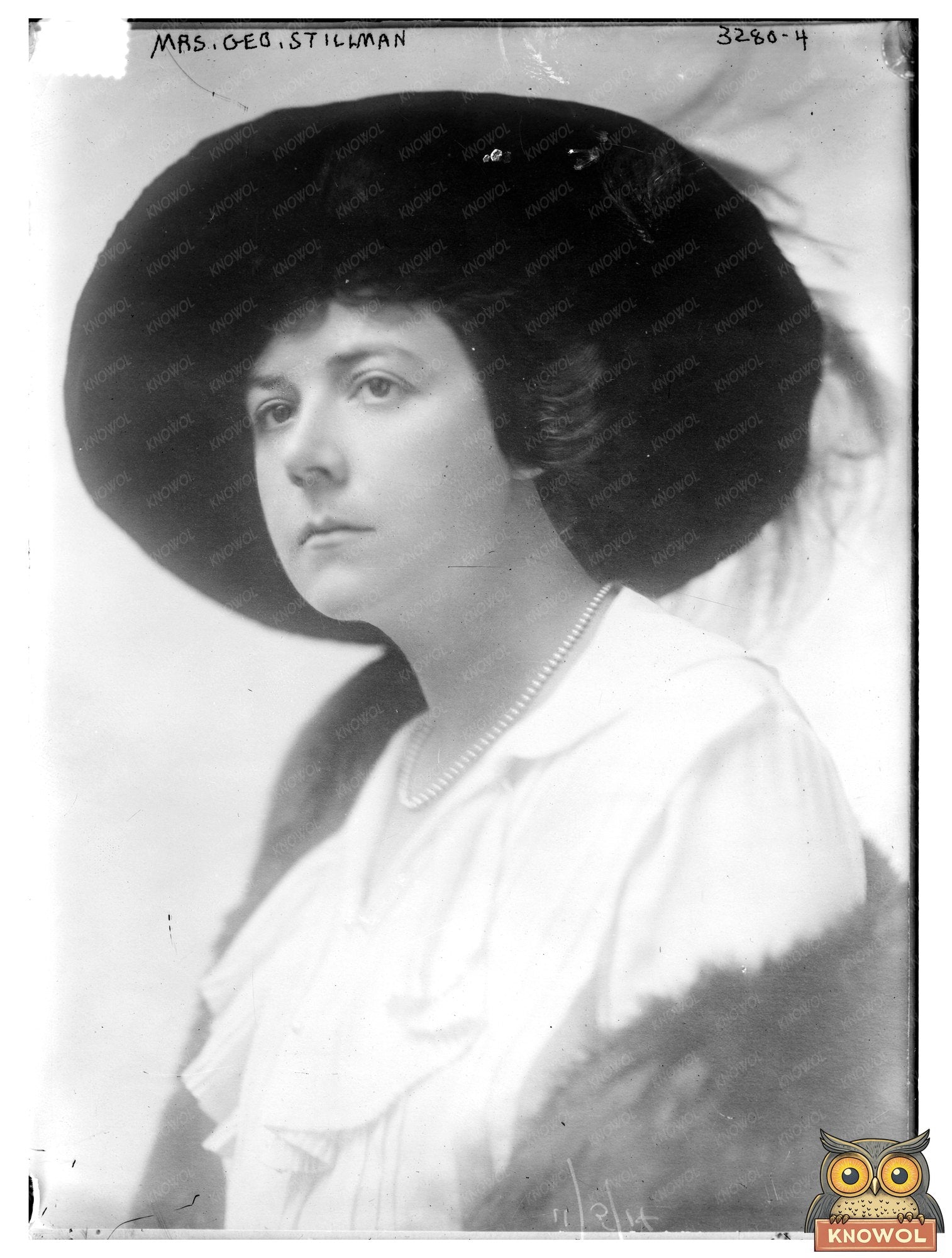 Elegant Portrait of Mrs. Geo. Stillman, 1914