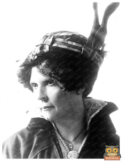 Trailblazing Arizona Politician: Frances Munds Portrait