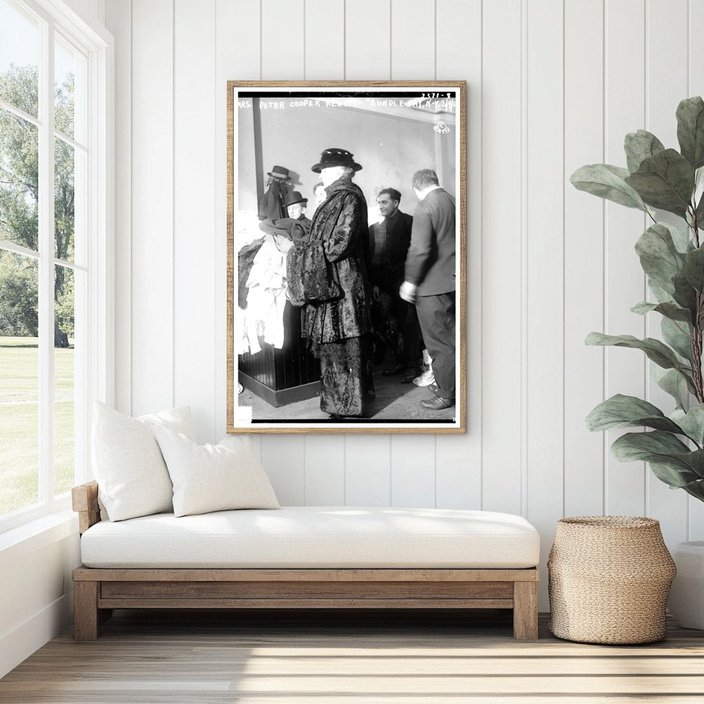 Bundle Day Generosity in New York, 1915