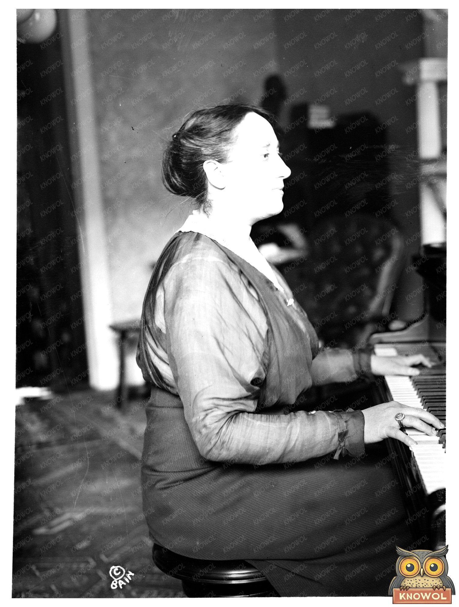 Historic Melanie Kurt, [at piano] Print, Vintage Art