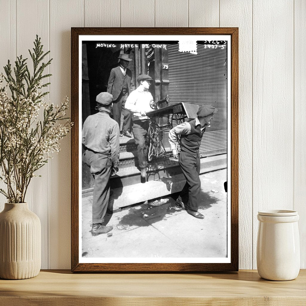 Retro Mobile Hotel de Gink: A 1915 Architectural Wonder