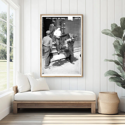 Retro Mobile Hotel de Gink: A 1915 Architectural Wonder