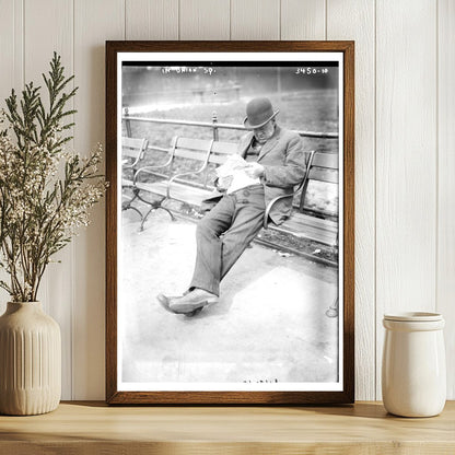 Union Square: Vibrant Life in Early 20th Century