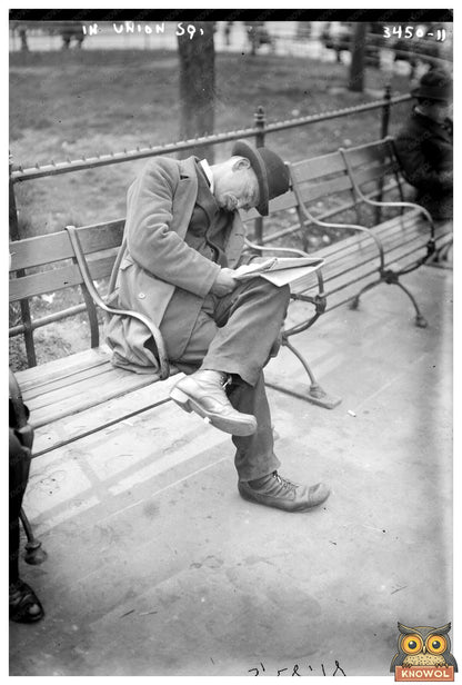 Vintage 1910s Union Square: Urban Life & Community