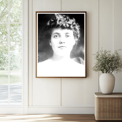 Historic Lois Wilson Print, Vintage Art