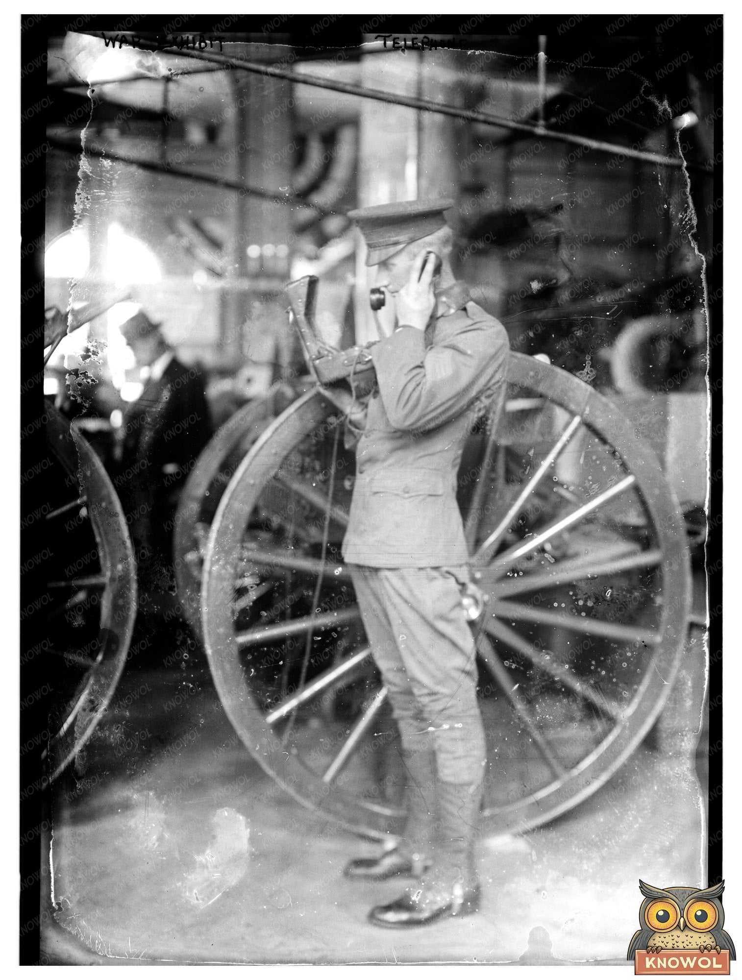 Historic War exhibit -- N.Y. [field telephone] Print, Vintage Art